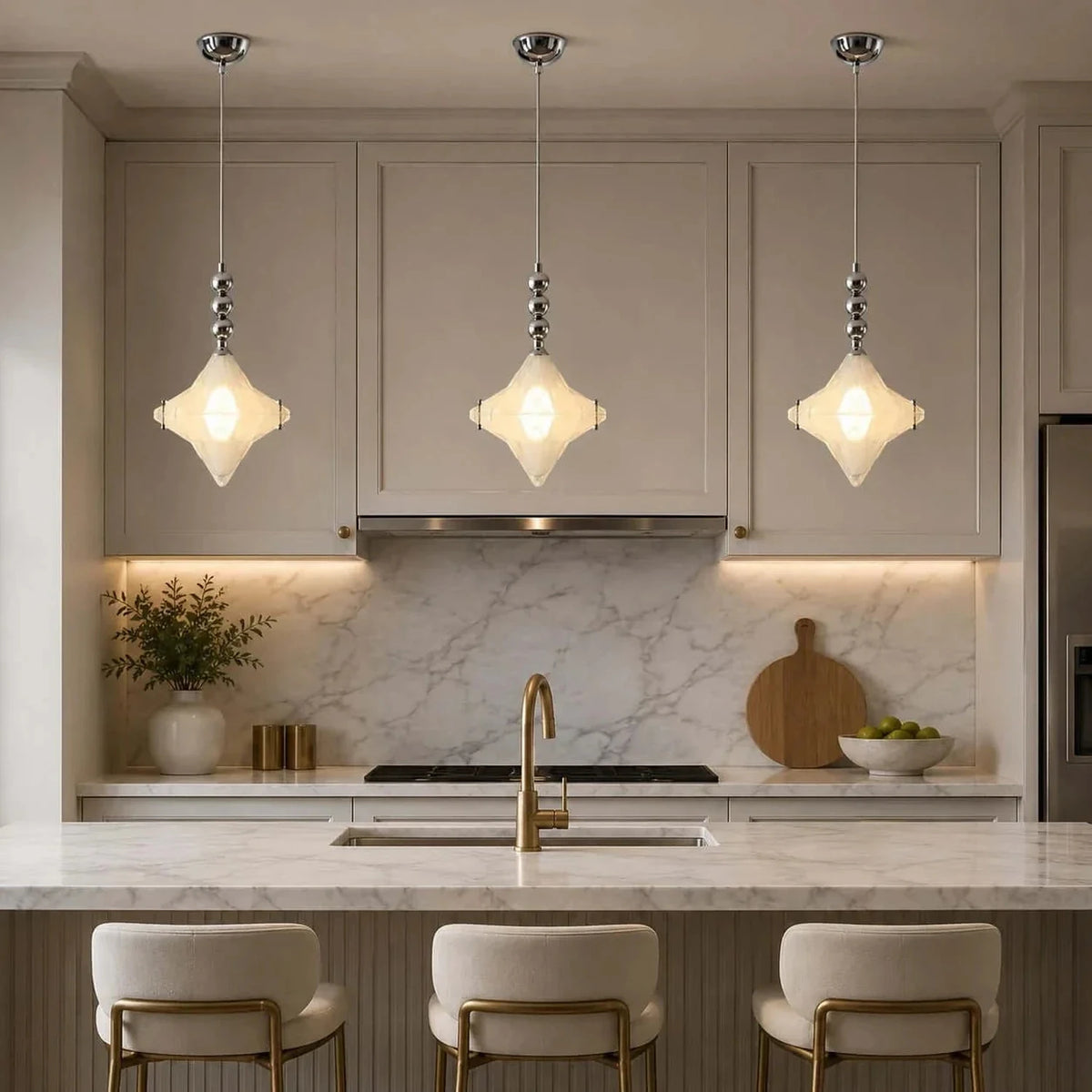 Sculptural Diamond Star Pendant Light in amber glass for Kitchen Island by AUVIELIGHT