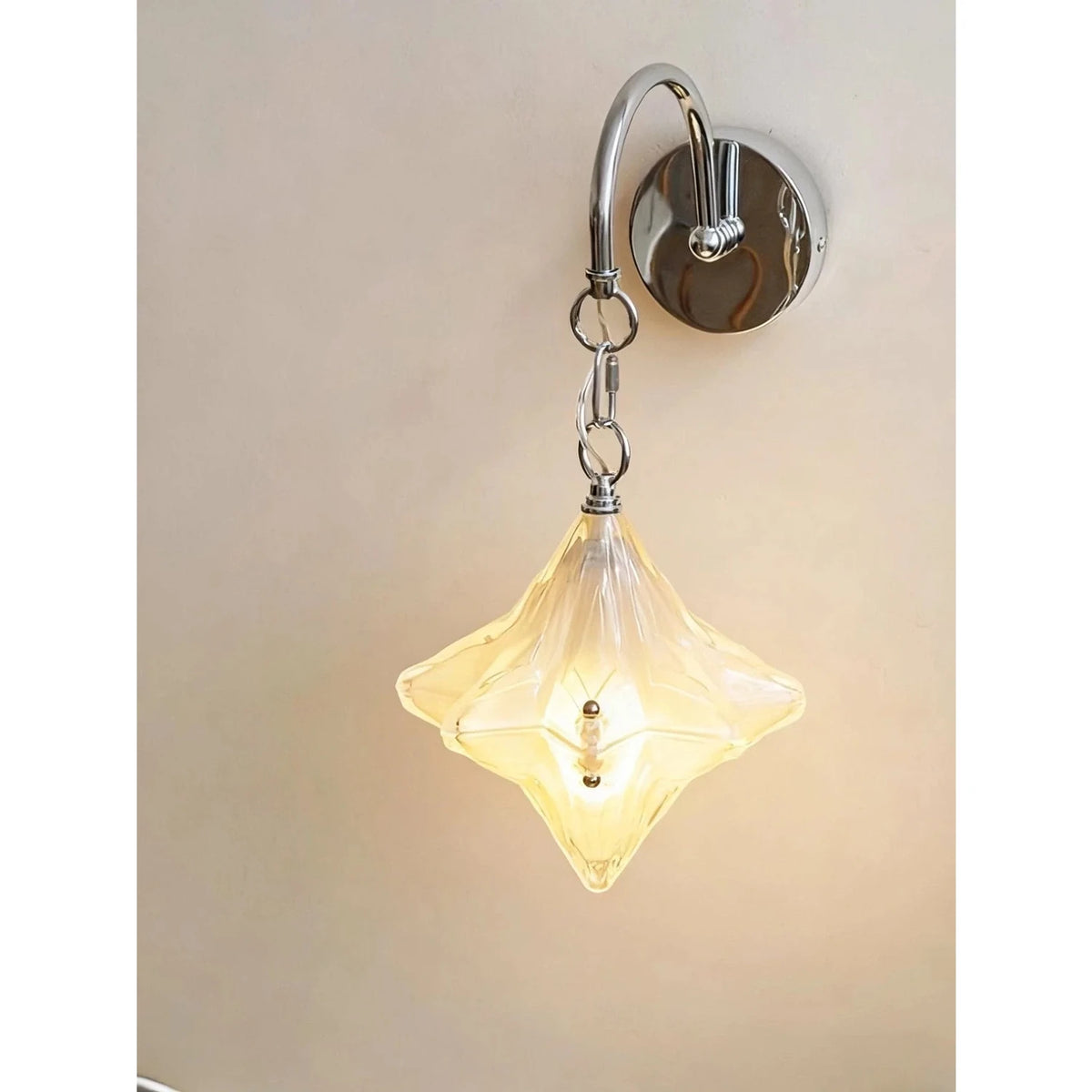 Sculptural Diamond Star Wall Sconce in glass for Hallway by AUVIELIGHT