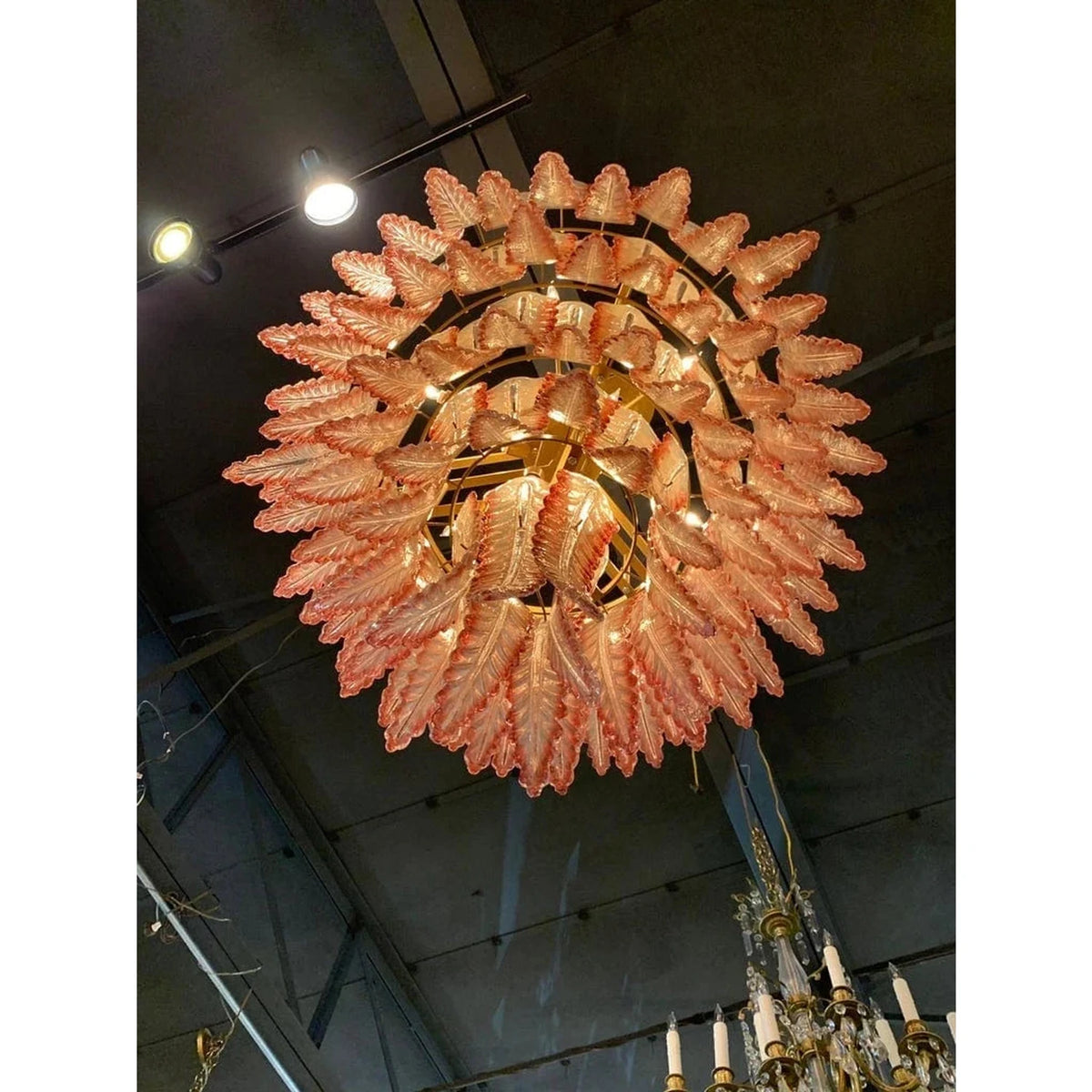 Sculptural Feather Chandelier in murano glass for Dining Room by AUVIELIGHT