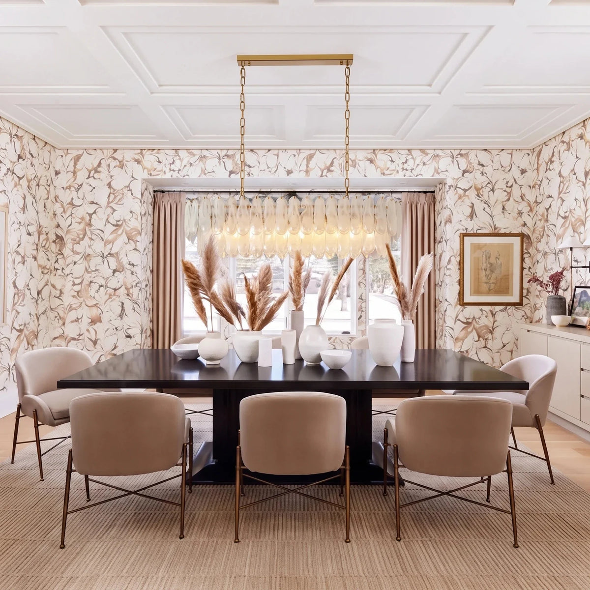Sculptural Petal Oval Chandelier in frosted glass for Dining Room by AUVIELIGHT