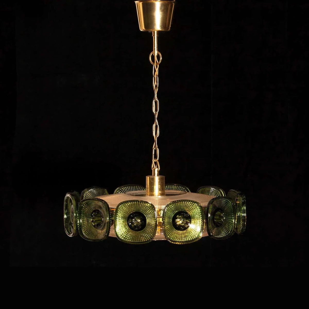 Sculptural Ring Chandelier in olive green textured glass for Dining Room by AUVIELIGHT, Dia 65 cm x H 16 cm / Dia 25.6" x H 6.3" / Green