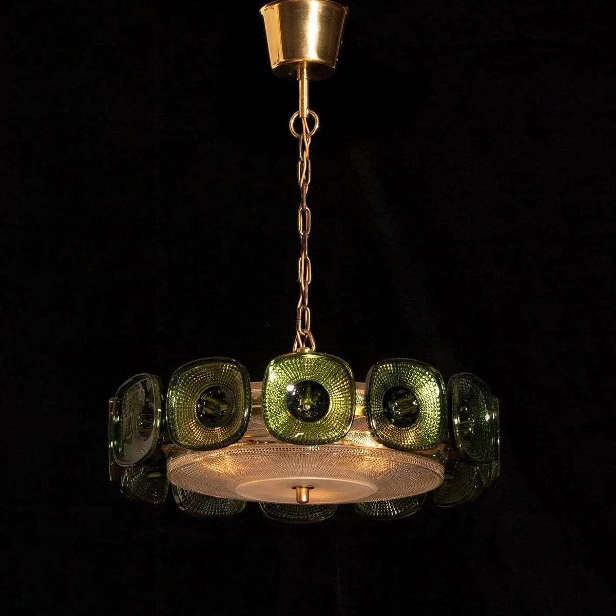 Sculptural Ring Chandelier in olive green textured glass for Dining Room by AUVIELIGHT, Dia 80 cm x H 16 cm / Dia 31.5" x H 6.3" / Green