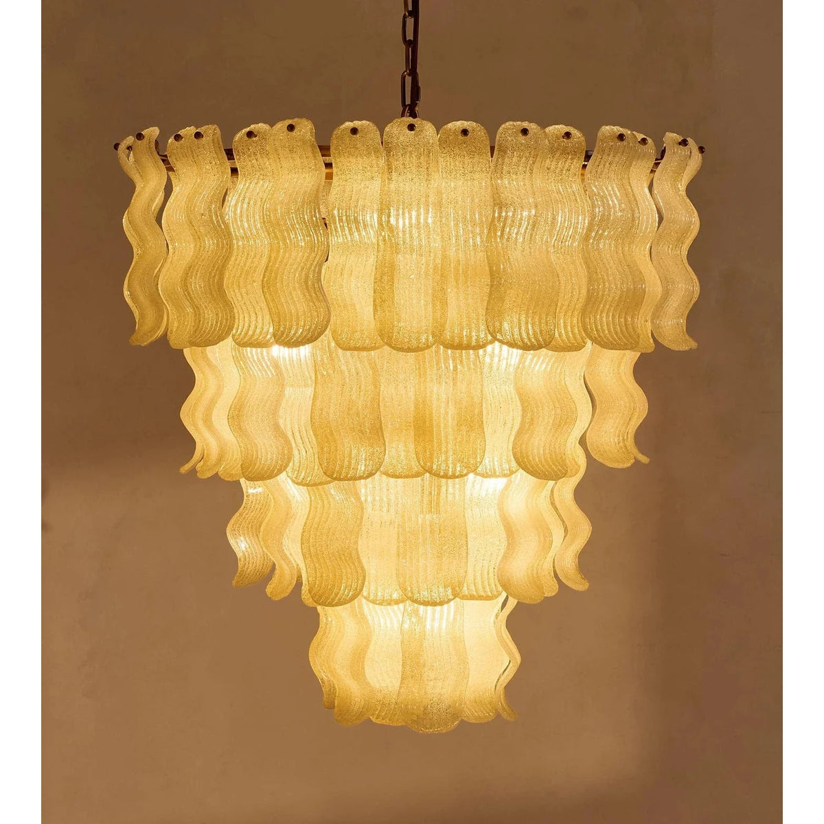 Sculptural Wavy Tiered Chandelier in cream glass for Dining Room by AUVIELIGHT