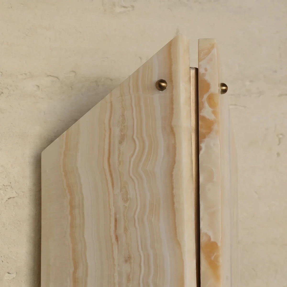 Slab Curved Light in alabaster for Living Room by AUVIELIGHT
