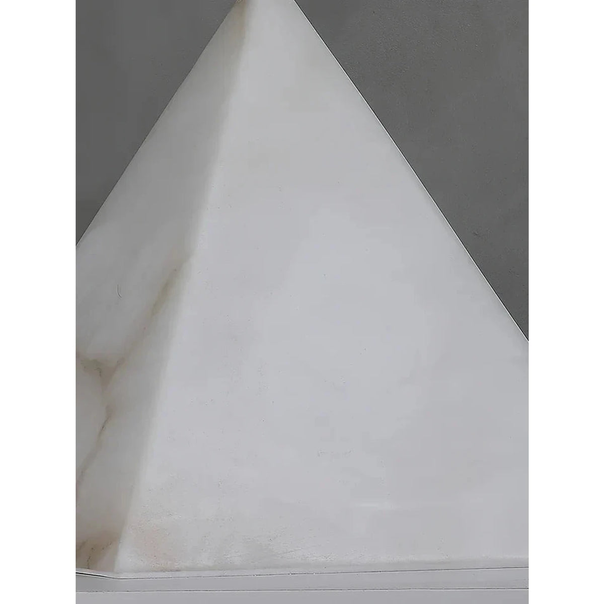 Veined Pyramid Table Lamp in alabaster for Living Room light fixture by AUVIELIGHT
