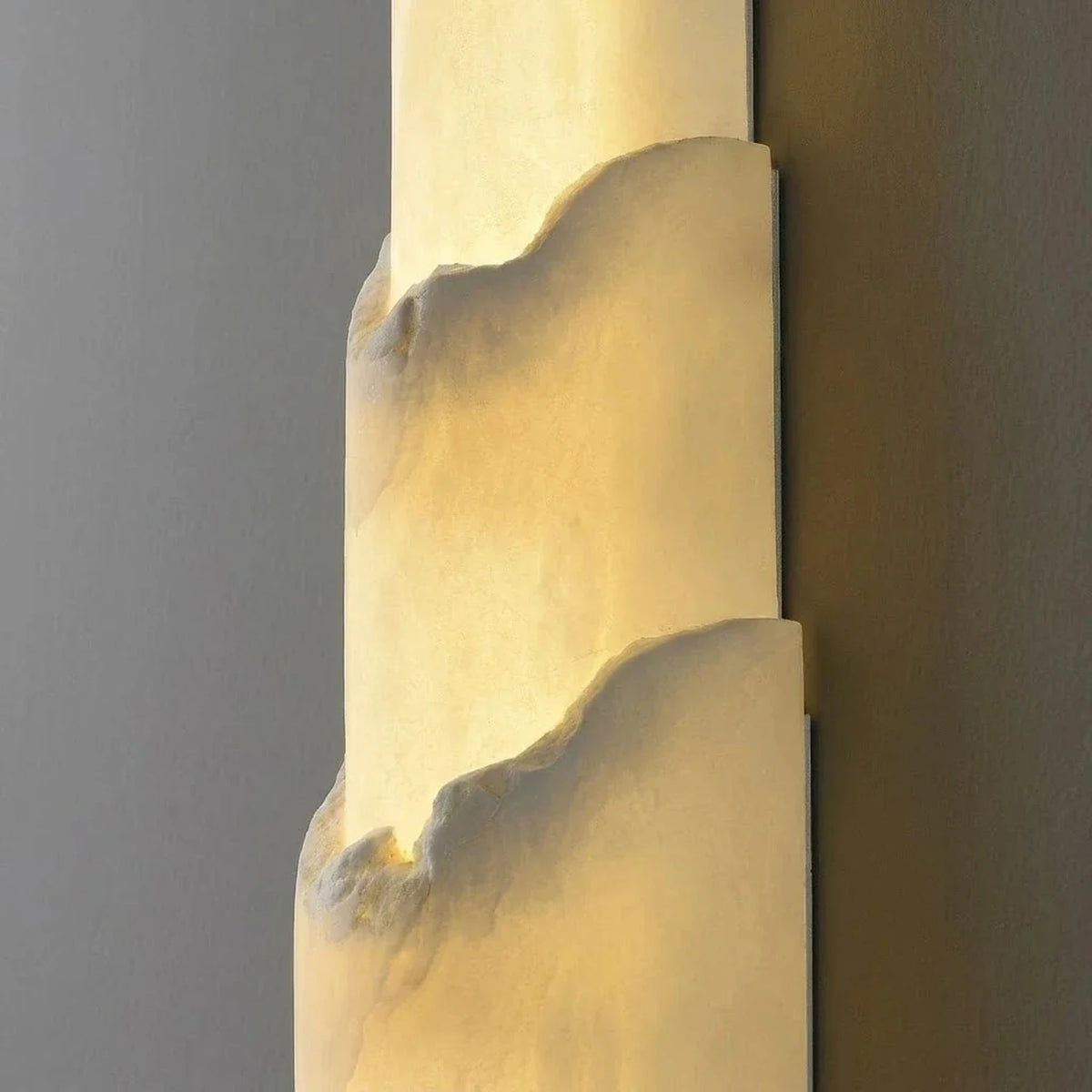 Veined Wall Light in natural alabaster for Hallway by AUVIELIGHT