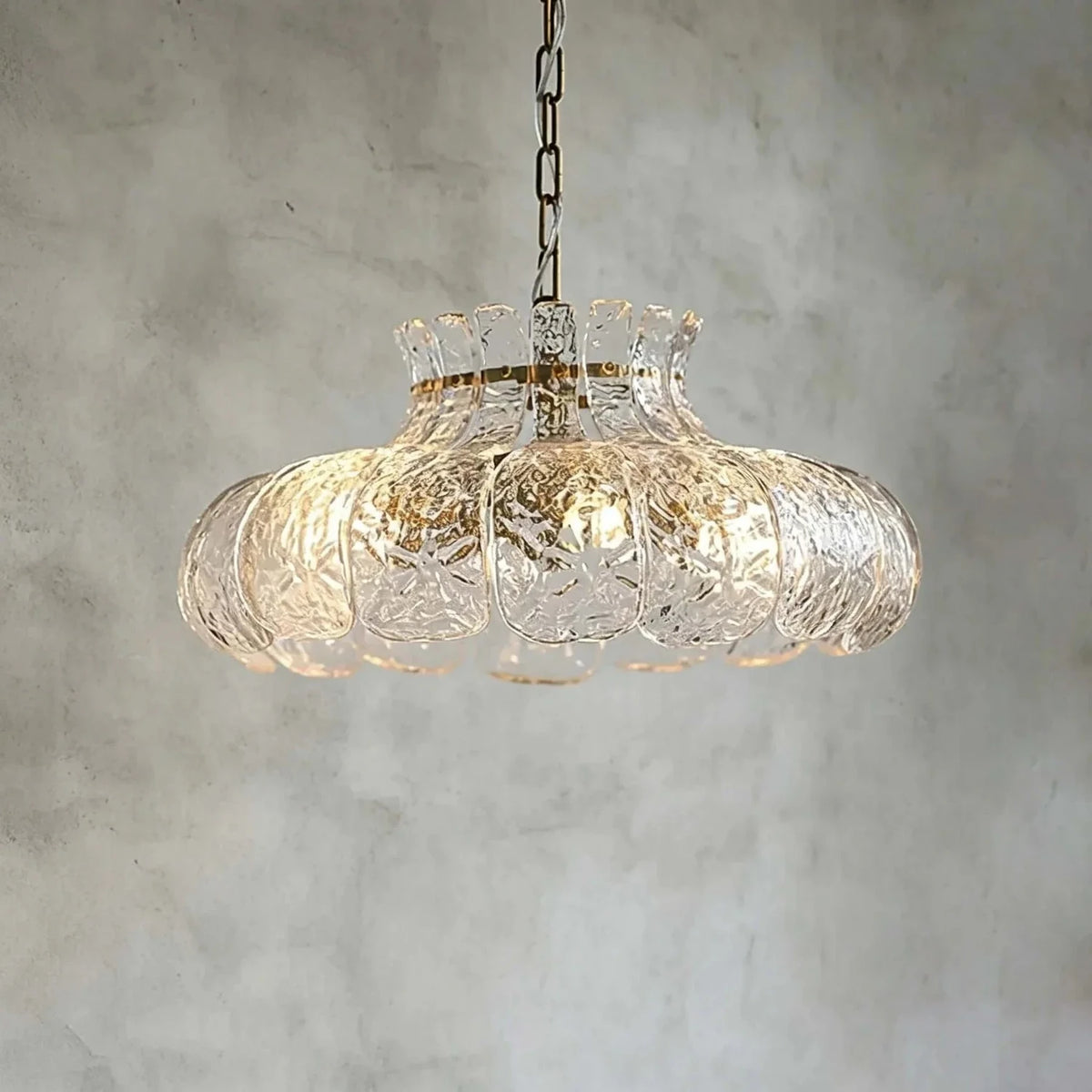 Water Ripple Fluted Chandelier in glass for Dining Room by AUVIELIGHT